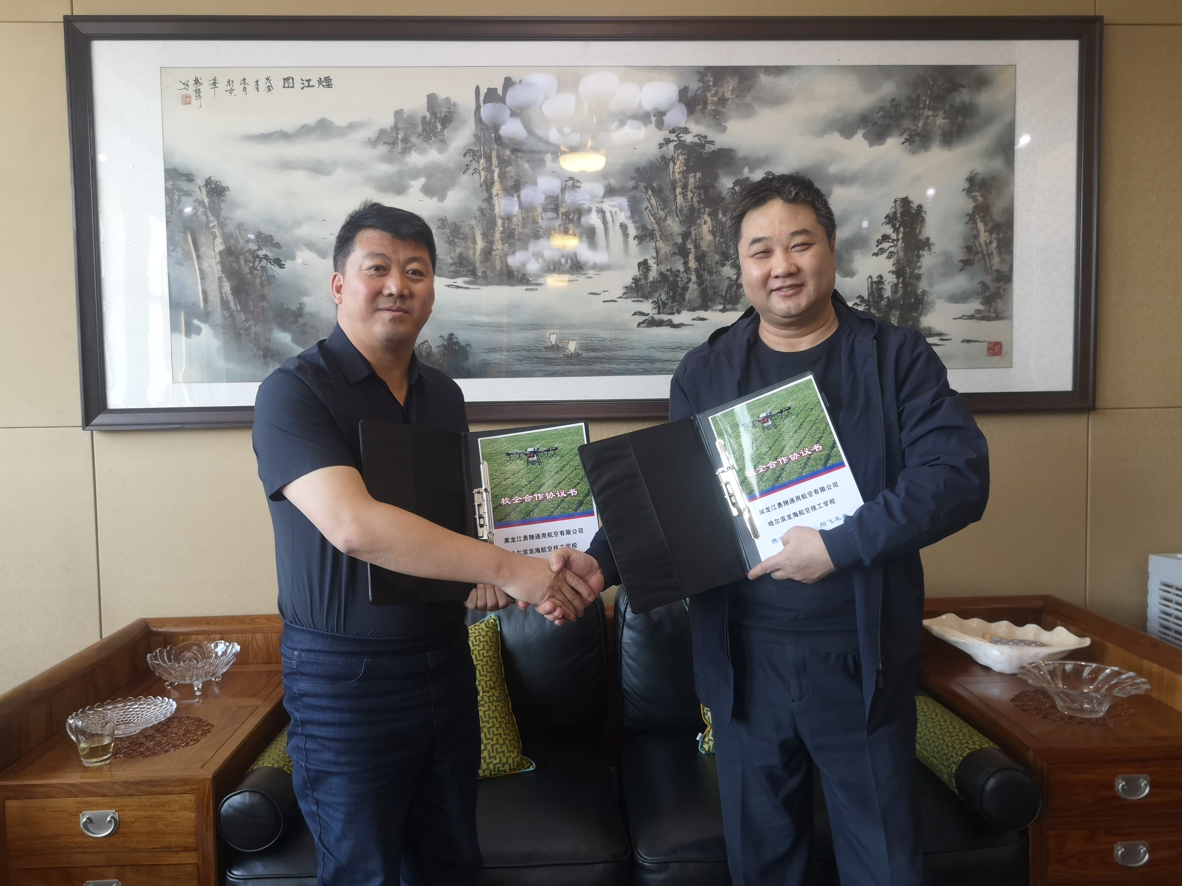 李健副局長(cháng)莅臨現場